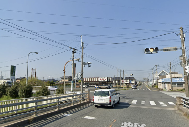 国道289号を左折